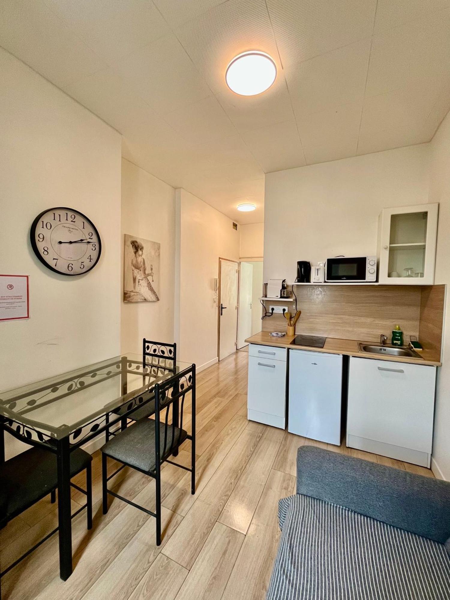 Appartement T2 Place Carnot -Dabnb 리모주 외부 사진